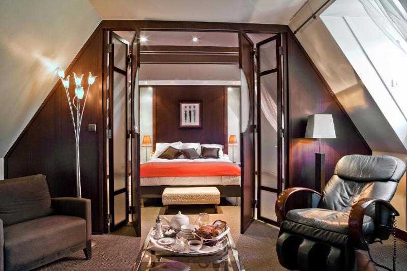 Le Bailliage Hotel & Spa Salers Esterno foto