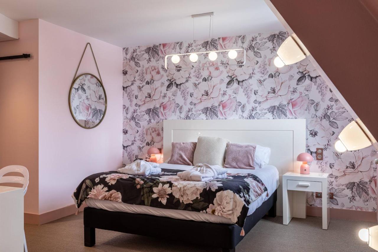 Le Bailliage Hotel & Spa Salers Esterno foto