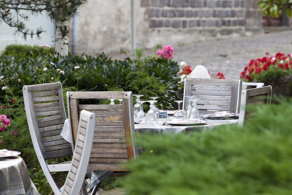 Le Bailliage Hotel & Spa Salers Esterno foto
