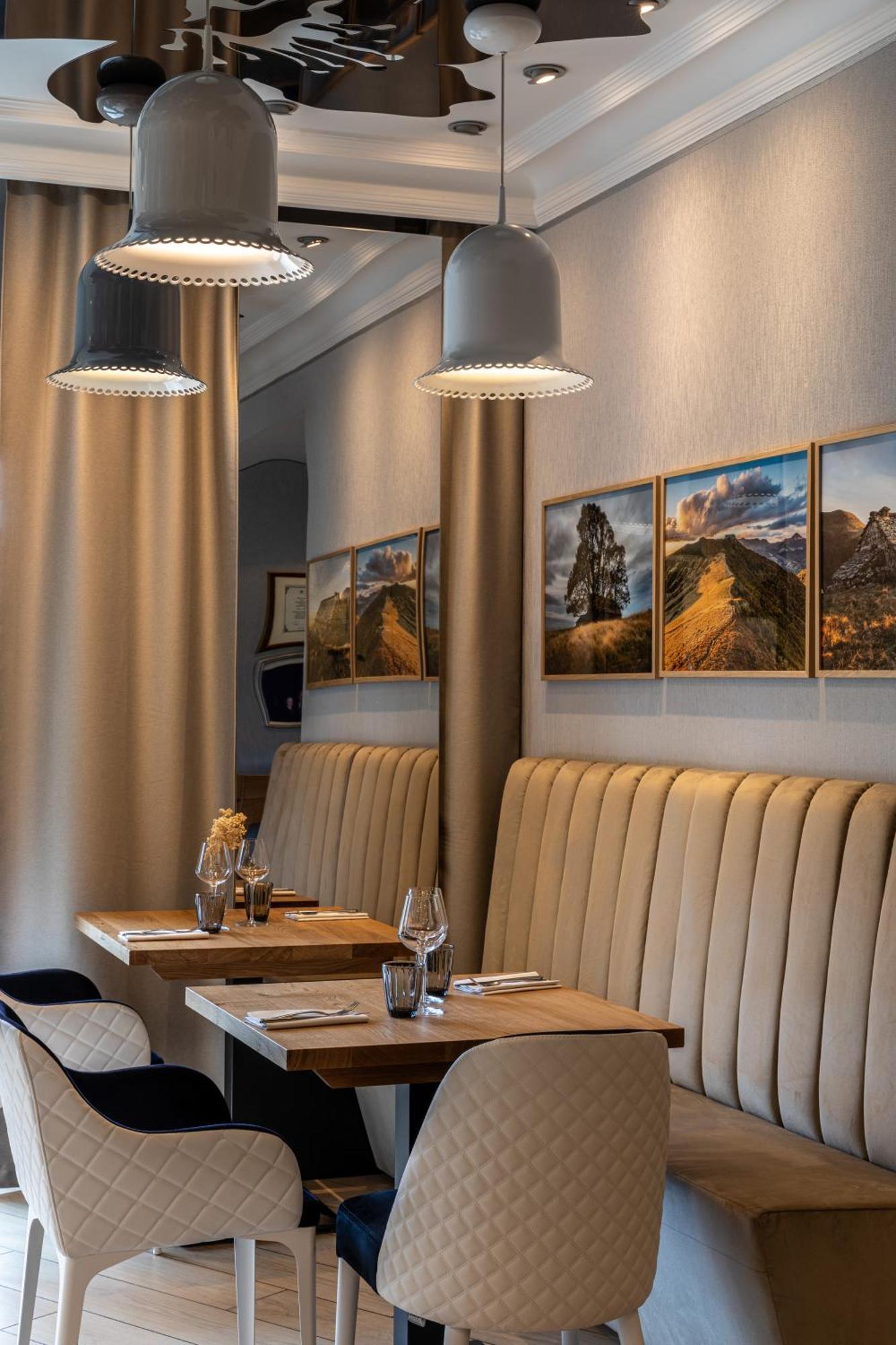 Le Bailliage Hotel & Spa Salers Esterno foto