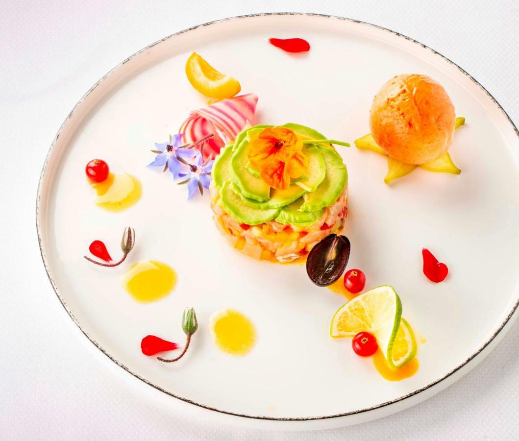 Le Bailliage Hotel & Spa Salers Esterno foto