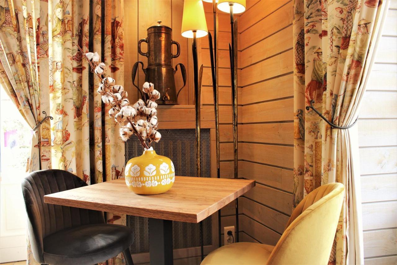 Le Bailliage Hotel & Spa Salers Esterno foto